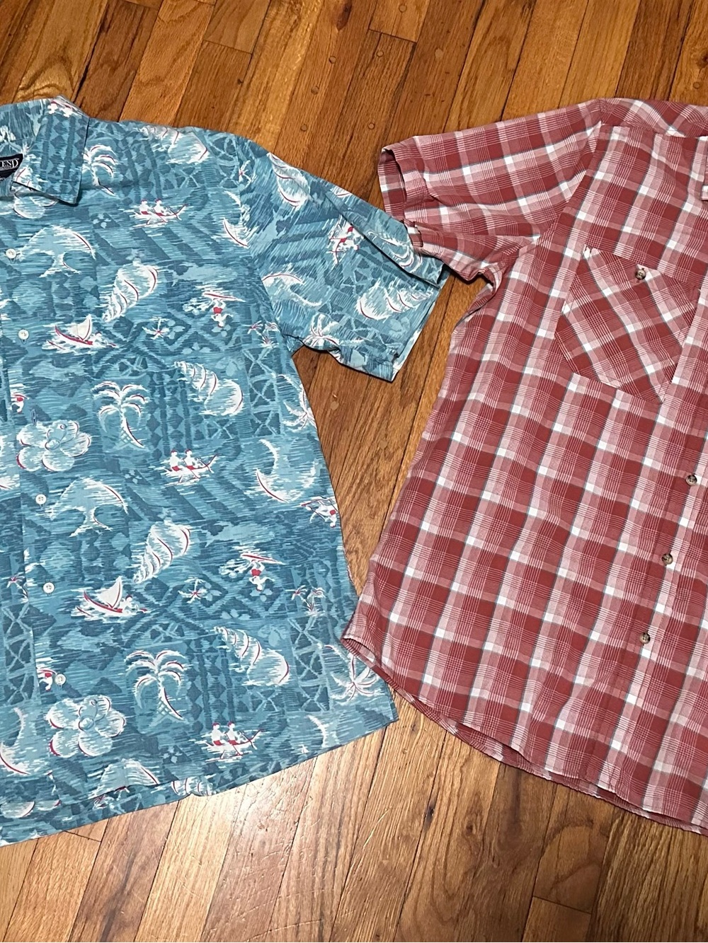 Lot of 2 Size L Men’s Land’s End Tropical, L.L. Bean Plaid SS Button-Down Shirt